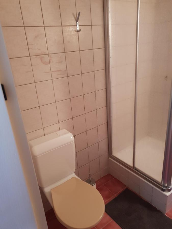 Auberge De Ballens Екстериор снимка
