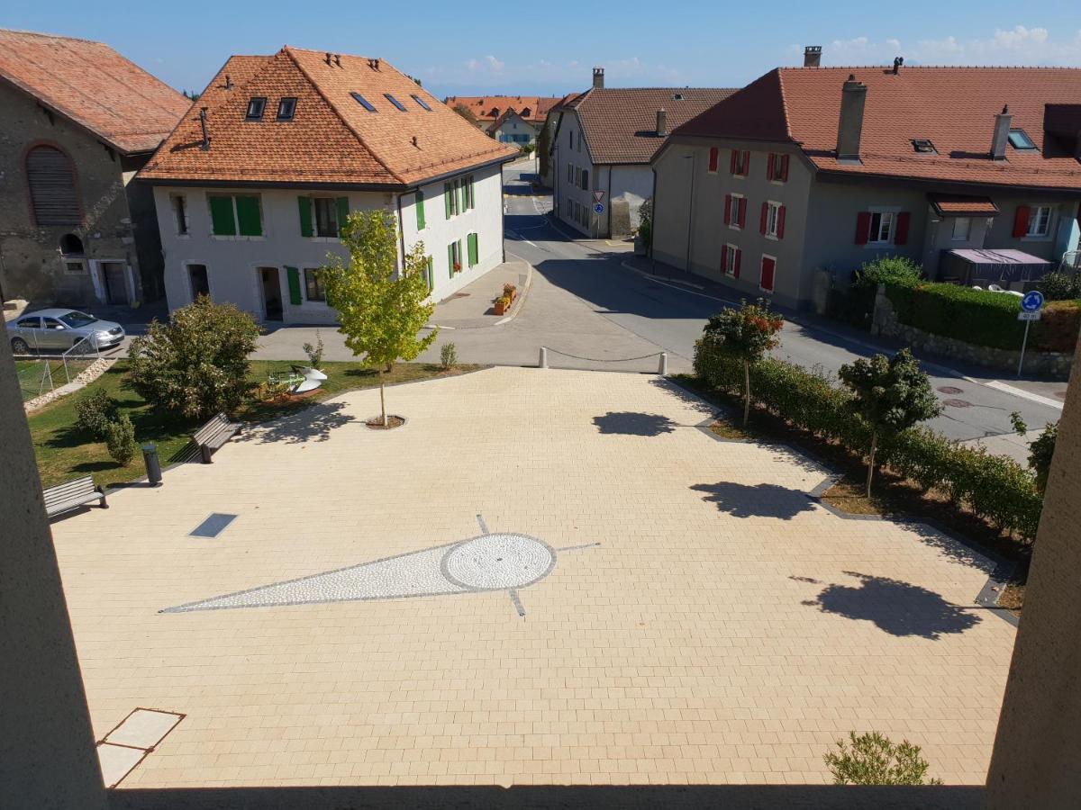 Auberge De Ballens Екстериор снимка