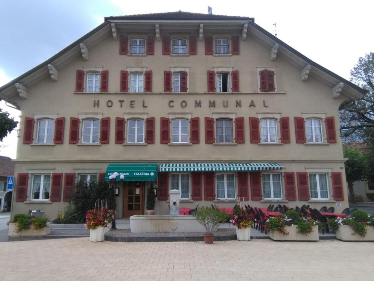 Auberge De Ballens Екстериор снимка