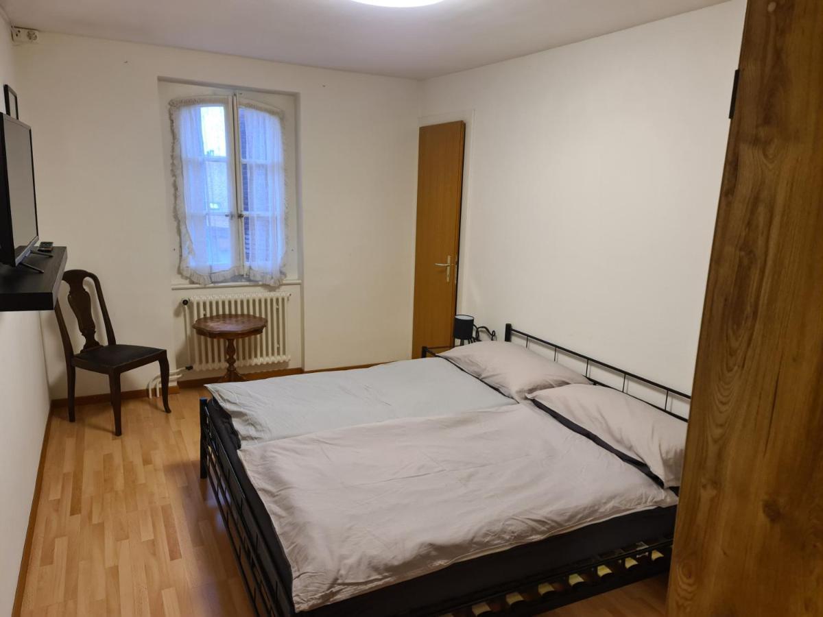 Auberge De Ballens Екстериор снимка