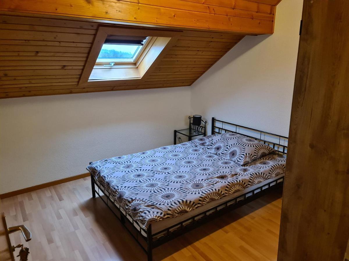 Auberge De Ballens Екстериор снимка