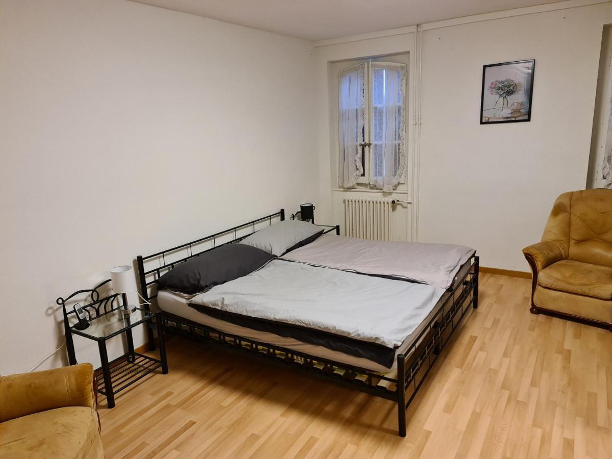 Auberge De Ballens Екстериор снимка