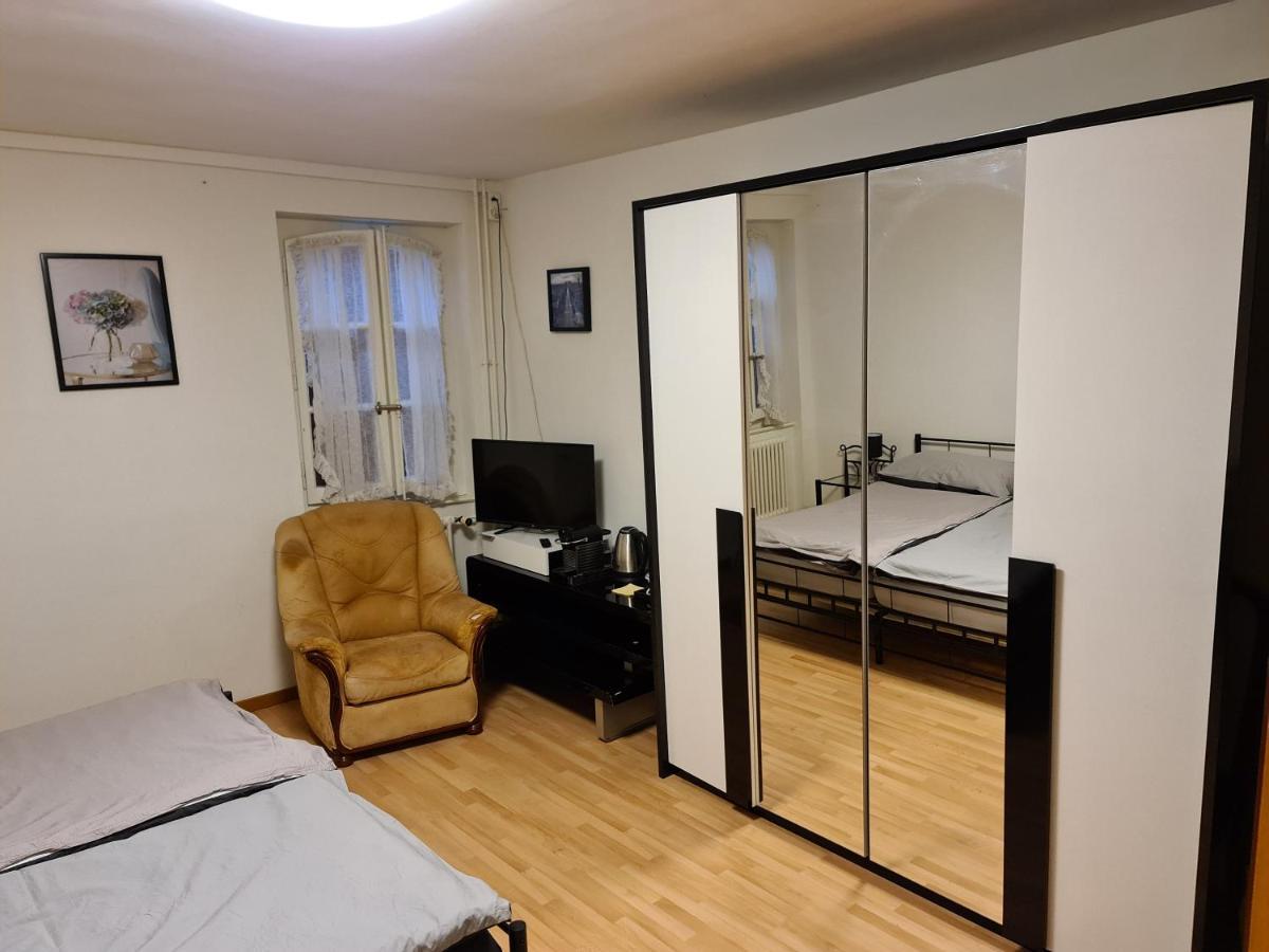 Auberge De Ballens Екстериор снимка